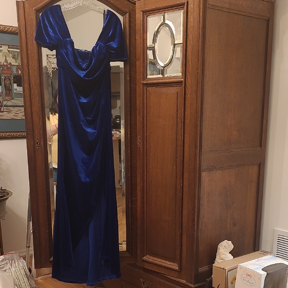 Sleek Royal Blue Maxi Dress